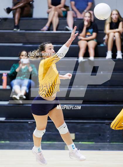 Thumbnail 2 in Trinity of Durham and Chapel Hill vs Fayetteville Christian (Warrior Fall Showcase) photogallery.