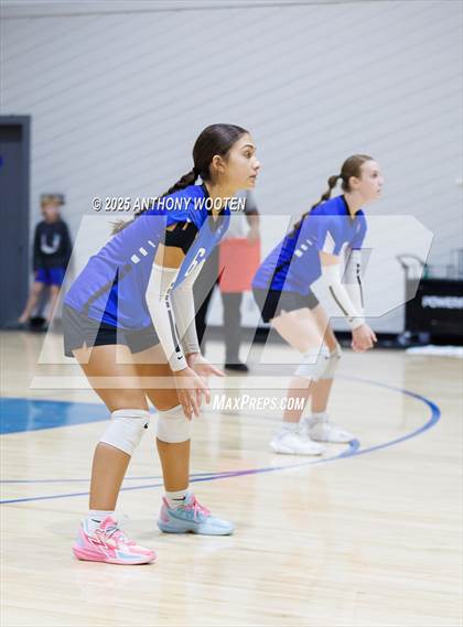 Thumbnail 1 in Trinity of Durham and Chapel Hill vs Fayetteville Christian (Warrior Fall Showcase) photogallery.