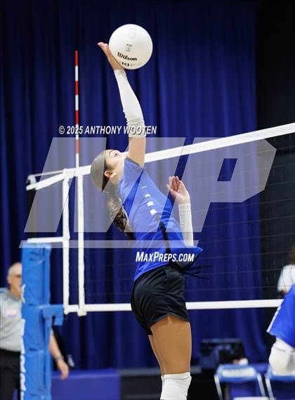 Thumbnail 1 in Trinity of Durham and Chapel Hill vs Fayetteville Christian (Warrior Fall Showcase) photogallery.