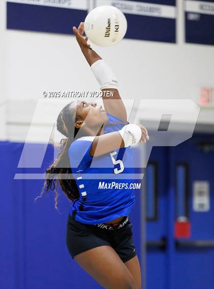 Thumbnail 3 in Trinity of Durham and Chapel Hill vs Fayetteville Christian (Warrior Fall Showcase) photogallery.