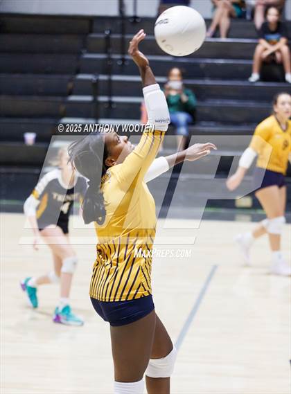Thumbnail 3 in Trinity of Durham and Chapel Hill vs Fayetteville Christian (Warrior Fall Showcase) photogallery.