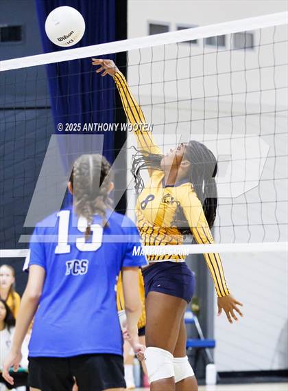 Thumbnail 1 in Trinity of Durham and Chapel Hill vs Fayetteville Christian (Warrior Fall Showcase) photogallery.