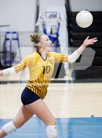 Thumbnail 2 in Trinity of Durham and Chapel Hill vs Fayetteville Christian (Warrior Fall Showcase) photogallery.