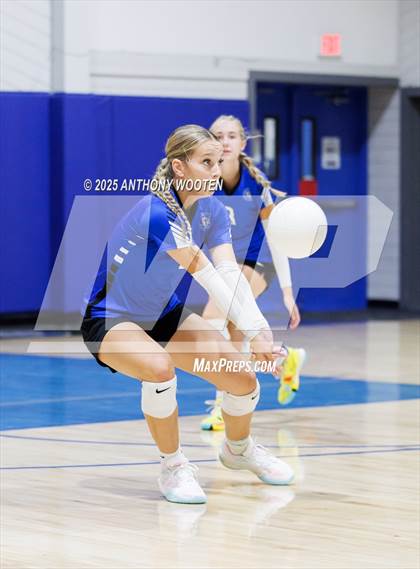 Thumbnail 1 in Trinity of Durham and Chapel Hill vs Fayetteville Christian (Warrior Fall Showcase) photogallery.