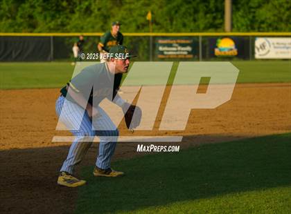 Thumbnail 3 in Hickory @ Great Bridge photogallery.