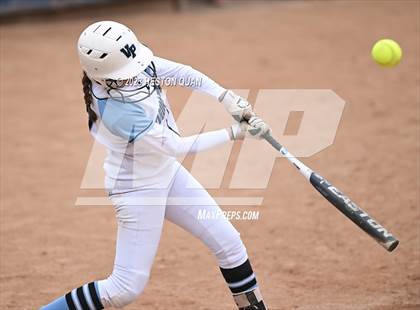 Thumbnail 2 in OC North/South All Star Game photogallery.