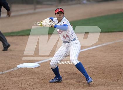 Thumbnail 2 in OC North/South All Star Game photogallery.