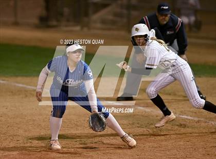 Thumbnail 2 in OC North/South All Star Game photogallery.