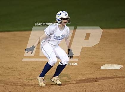 Thumbnail 1 in OC North/South All Star Game photogallery.