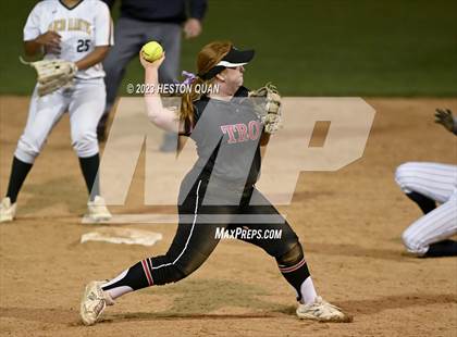 Thumbnail 2 in OC North/South All Star Game photogallery.