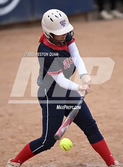 Thumbnail 3 in OC North/South All Star Game photogallery.