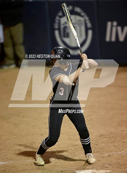 Thumbnail 2 in OC North/South All Star Game photogallery.