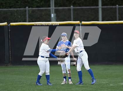 Thumbnail 2 in OC North/South All Star Game photogallery.