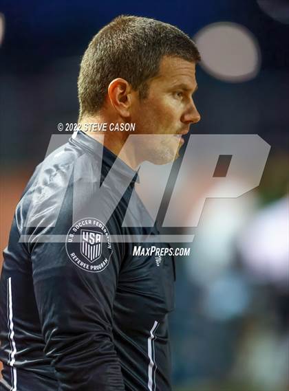 Thumbnail 2 in Reedley vs Whitney (CIF NoCal Semi-Final) photogallery.
