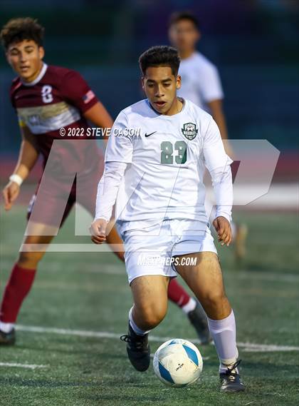 Thumbnail 2 in Reedley vs Whitney (CIF NoCal Semi-Final) photogallery.