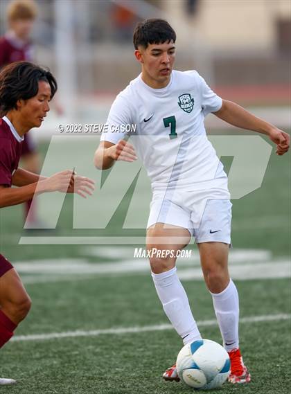 Thumbnail 2 in Reedley vs Whitney (CIF NoCal Semi-Final) photogallery.