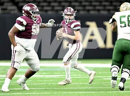 Thumbnail 2 in Ouachita Christian @ Vermilion Catholic (LHSAA Div IV Select Final) photogallery.