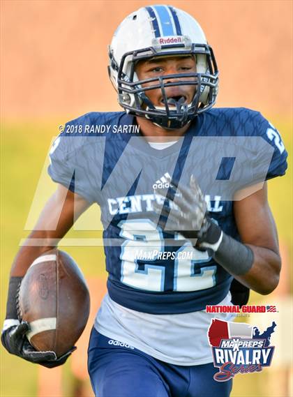 Thumbnail 1 in Franklin @ Centennial (2017 MaxPreps Rivalry Series) photogallery.