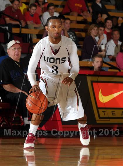 Thumbnail 2 in JSerra Catholic vs. Fairfax (Nike Extravaganza) photogallery.