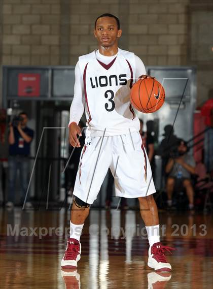 Thumbnail 3 in JSerra Catholic vs. Fairfax (Nike Extravaganza) photogallery.