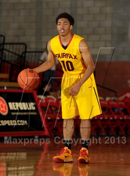 Thumbnail 3 in JSerra Catholic vs. Fairfax (Nike Extravaganza) photogallery.