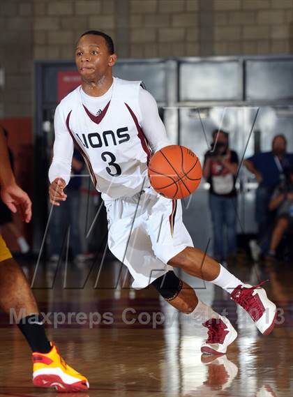 Thumbnail 1 in JSerra Catholic vs. Fairfax (Nike Extravaganza) photogallery.