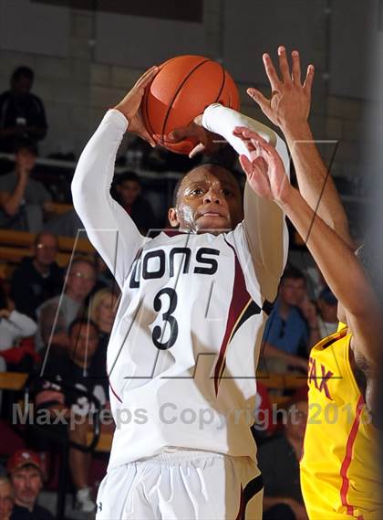 Thumbnail 3 in JSerra Catholic vs. Fairfax (Nike Extravaganza) photogallery.