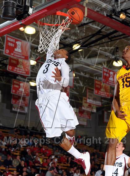 Thumbnail 3 in JSerra Catholic vs. Fairfax (Nike Extravaganza) photogallery.