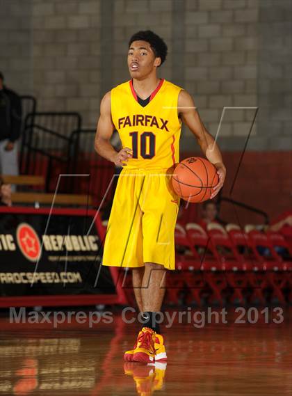 Thumbnail 2 in JSerra Catholic vs. Fairfax (Nike Extravaganza) photogallery.