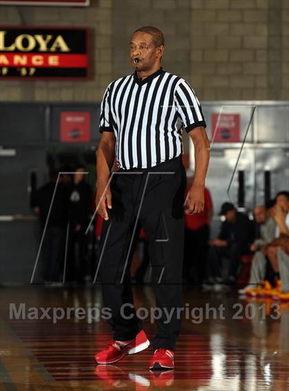 Thumbnail 3 in JSerra Catholic vs. Fairfax (Nike Extravaganza) photogallery.