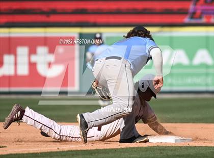 Thumbnail 2 in Mayfair vs. Bellflower (Halo Classic) photogallery.