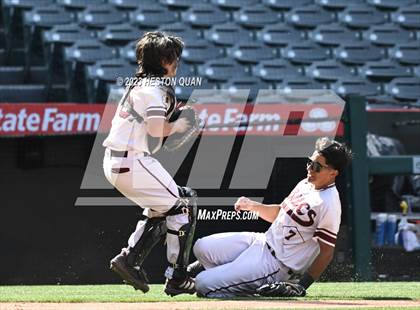 Thumbnail 3 in Mayfair vs. Bellflower (Halo Classic) photogallery.