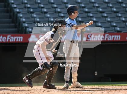 Thumbnail 1 in Mayfair vs. Bellflower (Halo Classic) photogallery.