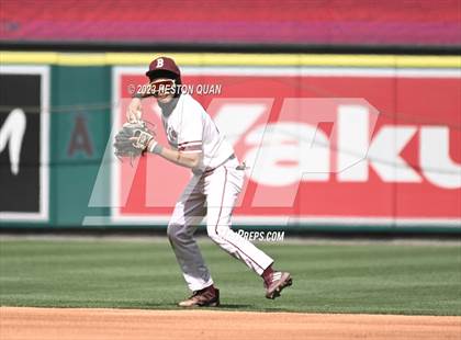 Thumbnail 1 in Mayfair vs. Bellflower (Halo Classic) photogallery.