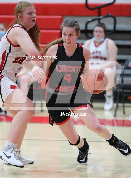 Thumbnail 1 in Liberty Union vs Logan Elm photogallery.