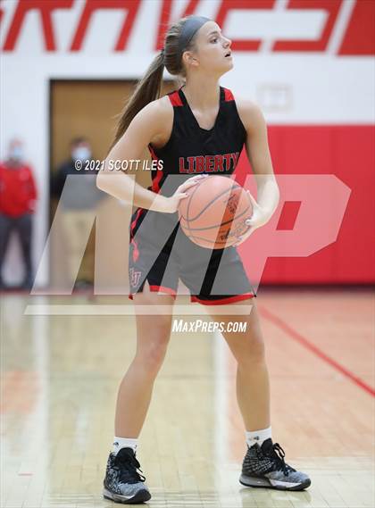 Thumbnail 2 in Liberty Union vs Logan Elm photogallery.