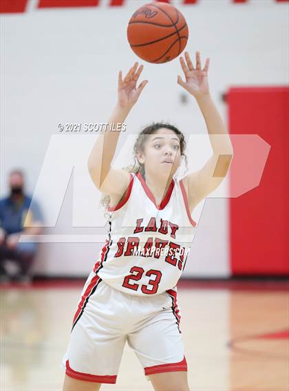 Thumbnail 2 in Liberty Union vs Logan Elm photogallery.