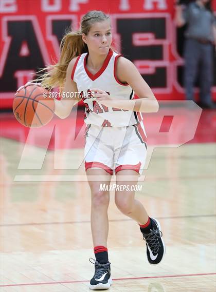Thumbnail 1 in Liberty Union vs Logan Elm photogallery.