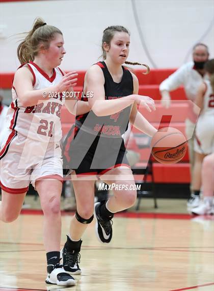 Thumbnail 3 in Liberty Union vs Logan Elm photogallery.