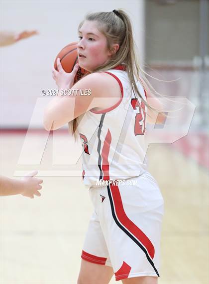 Thumbnail 1 in Liberty Union vs Logan Elm photogallery.
