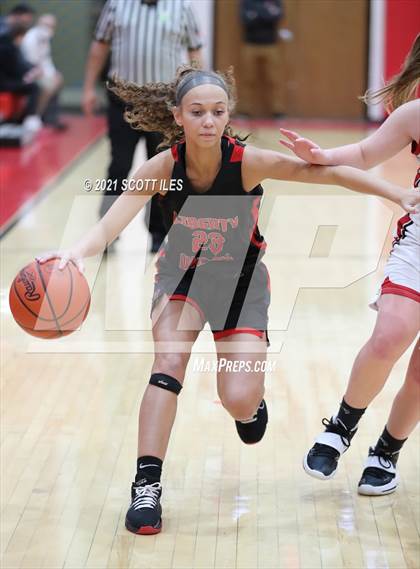 Thumbnail 3 in Liberty Union vs Logan Elm photogallery.