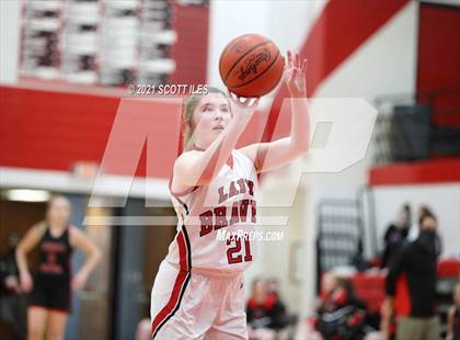 Thumbnail 3 in Liberty Union vs Logan Elm photogallery.