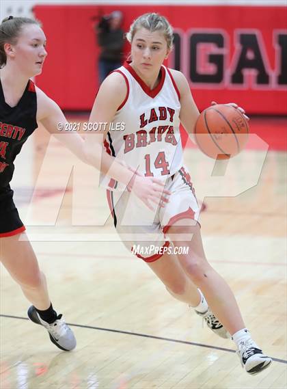 Thumbnail 2 in Liberty Union vs Logan Elm photogallery.