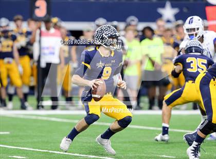 Thumbnail 1 in Highland Park vs. Temple (UIL 5A Division 1 Final) photogallery.