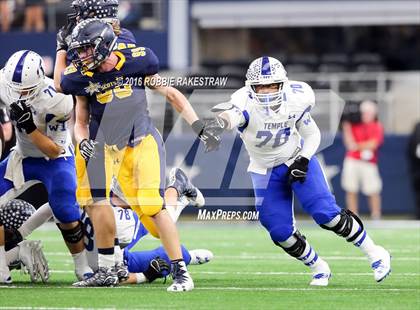 Thumbnail 2 in Highland Park vs. Temple (UIL 5A Division 1 Final) photogallery.