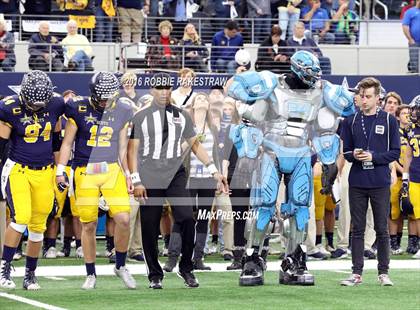 Thumbnail 3 in Highland Park vs. Temple (UIL 5A Division 1 Final) photogallery.