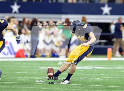 Thumbnail 1 in Highland Park vs. Temple (UIL 5A Division 1 Final) photogallery.