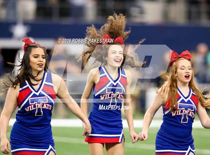 Thumbnail 2 in Highland Park vs. Temple (UIL 5A Division 1 Final) photogallery.