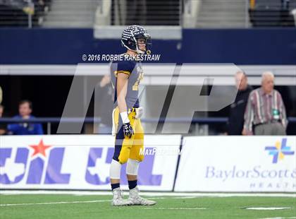 Thumbnail 3 in Highland Park vs. Temple (UIL 5A Division 1 Final) photogallery.