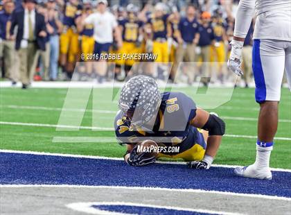 Thumbnail 3 in Highland Park vs. Temple (UIL 5A Division 1 Final) photogallery.